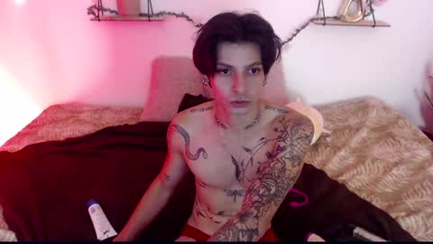 Apolo online show from 6, 1, 2025