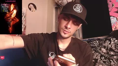 Snapshot of apolo_s chatting on 27, 11, 2025 Andres online show from 27, 11, 2025