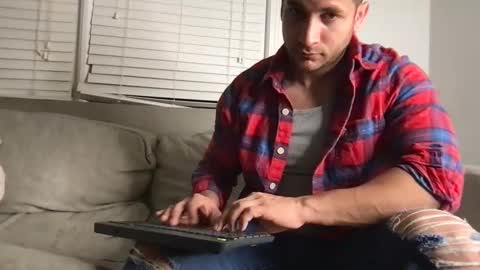 Snapshot of apolo_strange chatting on 6, 1, 2025 apolo_strange online show from 6, 1, 2025