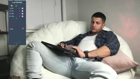 Snapshot of apolo_strange chatting on 6, 2, 2025 apolo_strange online show from 6, 2, 2025