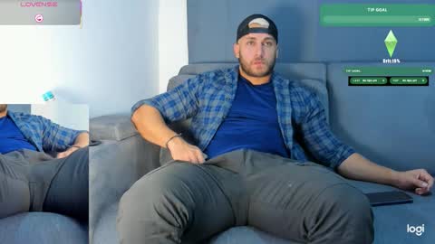 Snapshot of apolo_strange chatting on 21, 10, 2025 apolo_strange online show from 21, 10, 2025