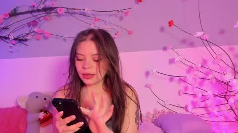 Snapshot of apple_of_pleasure chatting on 17, 5, 2026 Lily online show from 17, 5, 2026
