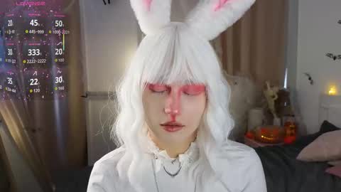 Snapshot of appleeepie chatting on 24, 10, 2025 Vicki online show from 24, 10, 2025