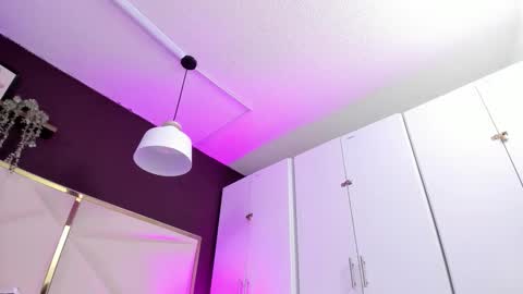 April online show from 10, 11, 2025