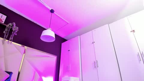 April online show from 12, 2, 2026