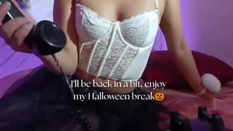 Snapshot of april_nicols chatting on 10, 10, 2025 A P R I L online show from 10, 10, 2025