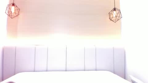 April online show from 20, 11, 2025