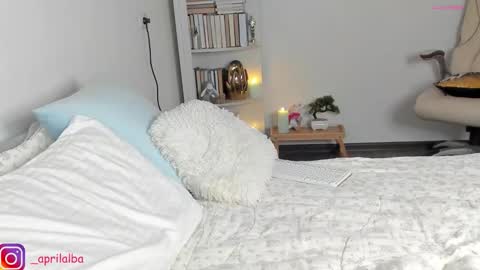 Snapshot of aprilinalba chatting on 6, 11, 2025 ALEKSANDRA POLYAKOVA online show from 6, 11, 2025