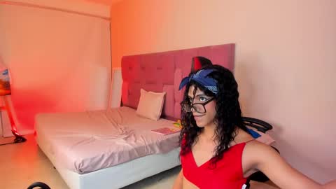 aprill_fox online show from 28, 1, 2025