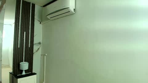 aprillross online show from 22, 12, 2025