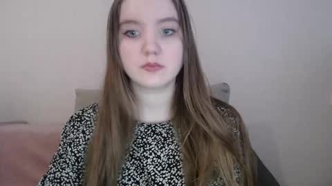 Josefin online show from 3, 1, 2025