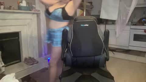 BustyPrincessLeila online show from 19, 2, 2025