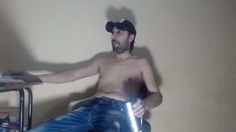 Snapshot of arabebigcock chatting on 1, 11, 2025 ARABE online show from 1, 11, 2025