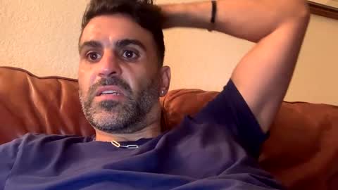 Snapshot of arabguy1988 chatting on 2, 10, 2025 CaliArab online show from 2, 10, 2025