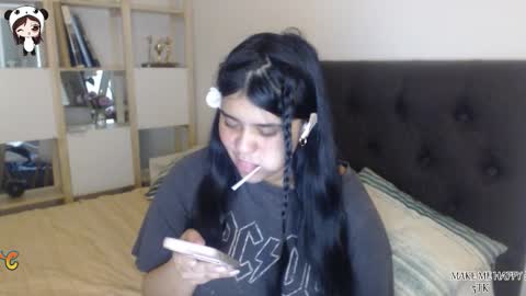 Aralyn  online show from 1, 12, 2025