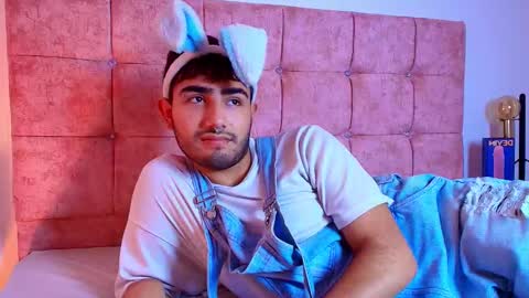 Ares Alpha  online show from 25, 10, 2025