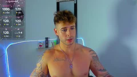 Snapshot of ares_blue chatting on 6, 10, 2025 ares blue online show from 6, 10, 2025