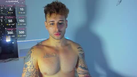 Snapshot of ares_blue chatting on 11, 10, 2025 ares blue online show from 11, 10, 2025