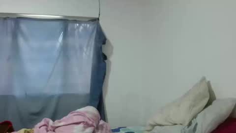 aress  adameck online show from 19, 12, 2024