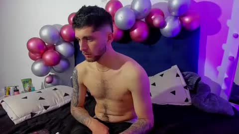 Snapshot of ari_and_loggan chatting on 27, 12, 2024 Ari and loggan online show from 27, 12, 2024