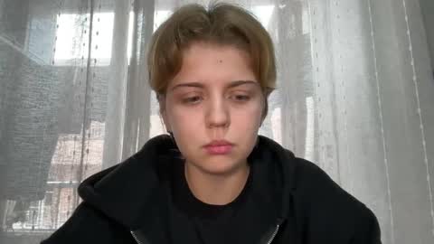 ari_crystal online show from 13, 1, 2026