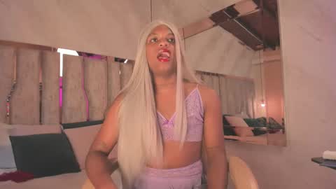 Snapshot of ari_monet chatting on 29, 11, 2025 ARI online show from 29, 11, 2025