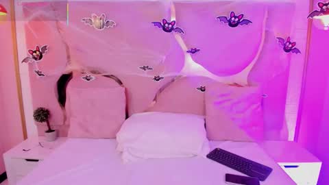 Aria Jones online show from 22, 10, 2025