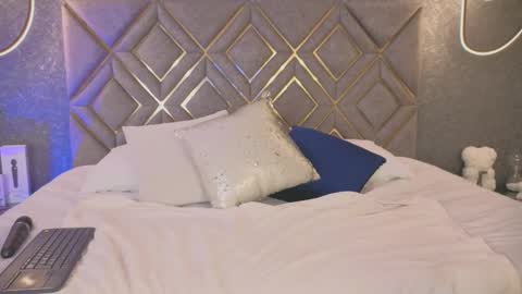 Snapshot of aria_moont chatting on 10, 9, 2025 I OOT online show from 10, 9, 2025