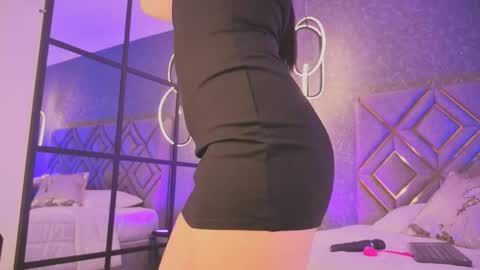 Snapshot of aria_moont chatting on 12, 9, 2025 I OOT online show from 12, 9, 2025