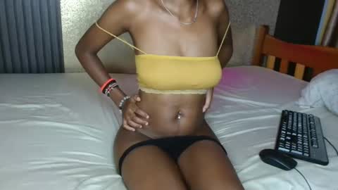 aria_shade online show from 24, 11, 2025