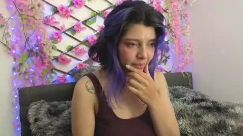 Snapshot of aria_silk chatting on 15, 6, 2026 aria_silk online show from 15, 6, 2026
