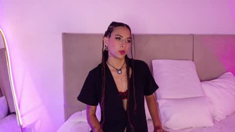 A R I A  online show from 13, 5, 2026