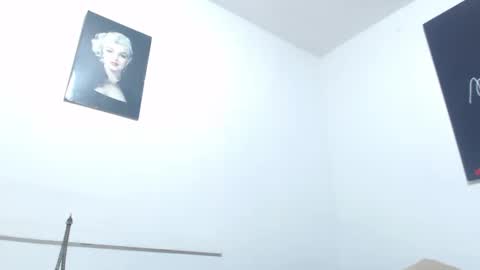 ariacoral online show from 4, 3, 2025