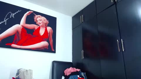 ariacoral online show from 12, 3, 2025