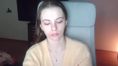 Snapshot of ariacreazy chatting on 6, 11, 2025 AriaCreazy online show from 6, 11, 2025