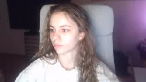 AriaCreazy online show from 13, 4, 2026