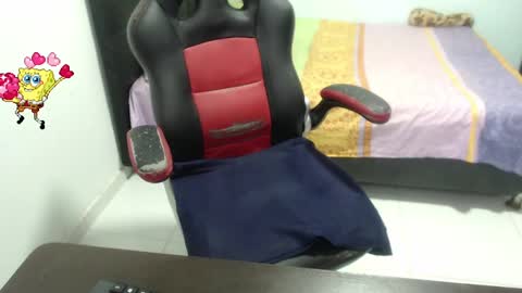 ...Ariana... online show from 2, 12, 2024