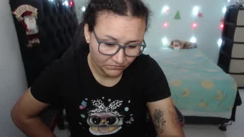 ...Ariana... online show from 18, 12, 2024