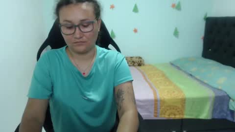 ...Ariana... online show from 18, 1, 2025