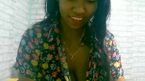 Snapshot of ariah13 chatting on 5, 6, 2026 ariah13 online show from 5, 6, 2026