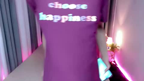 Snapshot of ariahooper chatting on 8, 1, 2026 Christine JorgensenChristmas wish breasts implants online show from 8, 1, 2026