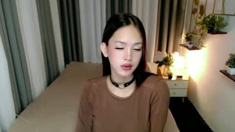 Snapshot of ariahooper chatting on 18, 2, 2026 Christine JorgensenChristmas wish breasts implants online show from 18, 2, 2026