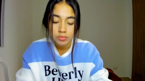 Aria Montgomery online show from 31, 3, 2026