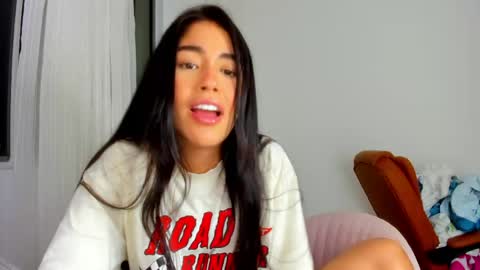 Aria Montgomery online show from 18, 4, 2026