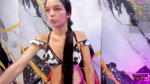 Snapshot of ariana__sweet_ chatting on 20, 11, 2025 Ariana online show from 20, 11, 2025