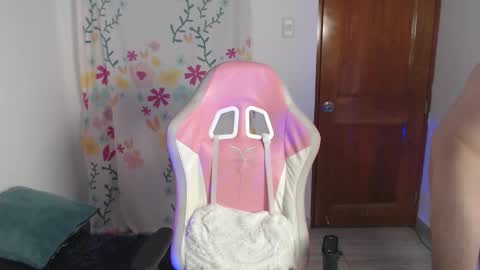 ariana_esteban07 online show from 19, 2, 2026