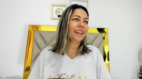 Snapshot of ariana_martins chatting on 23, 12, 2024 ARI online show from 23, 12, 2024