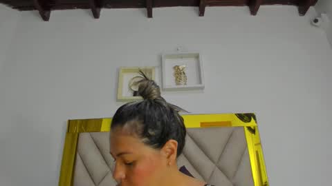 Snapshot of ariana_martins chatting on 19, 9, 2025 ARI online show from 19, 9, 2025