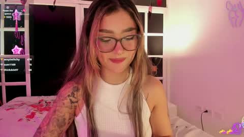 Snapshot of ariana_villada chatting on 13, 2, 2025 Ari online show from 13, 2, 2025