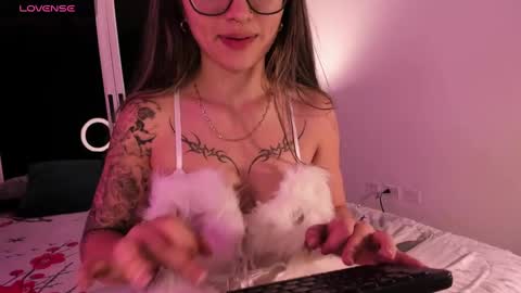 Snapshot of ariana_villada chatting on 16, 2, 2025 Ari online show from 16, 2, 2025